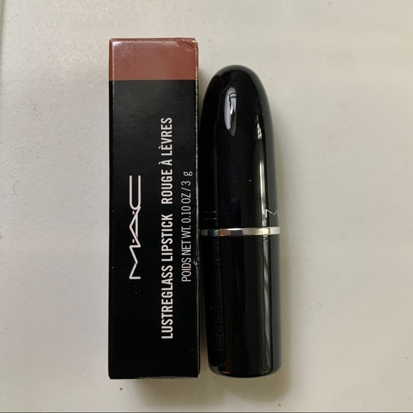 Mac Cosmetics Lipstick Hug Me and Extreme Dimension 3D Black Lash Mascara - Picture 3 of 6